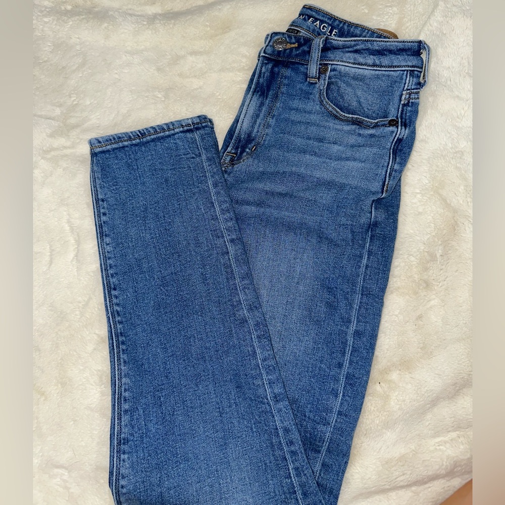 American Eagle outfitters mom jeans 2 long
